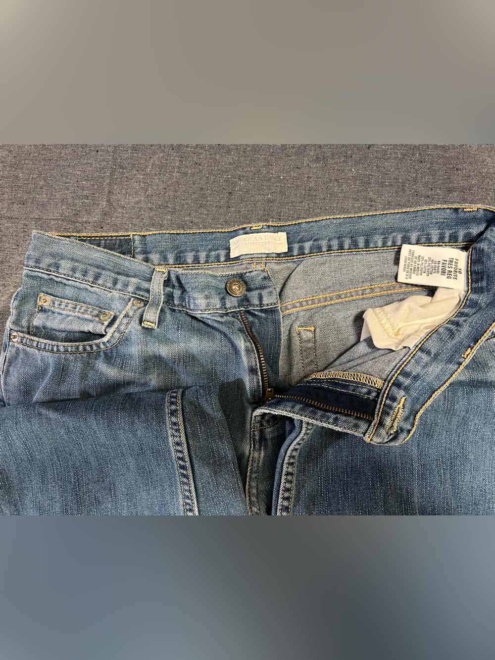 American Eagle Outfitters Light Blue Boot Cut Jeans - Picture 4 of 4